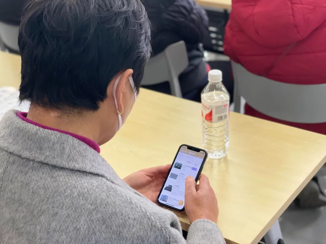 让惠民服务触手可及,松江区“一网通办”进社区宣传活动启动